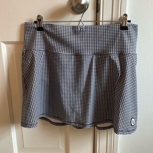 Vuori volley tennis skirt in white gingham plaid size XL